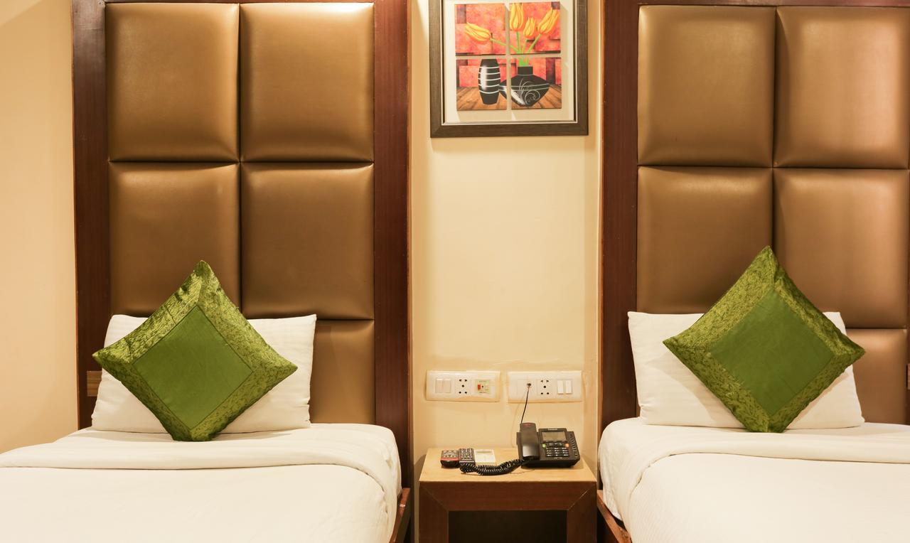 Hotel Balsons International Nové Dillí Exteriér fotografie