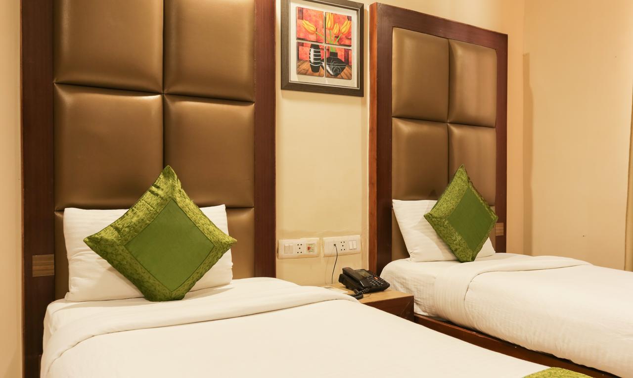Hotel Balsons International Nové Dillí Exteriér fotografie